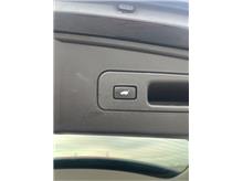 Vehicle Thumb #36