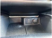 Vehicle Thumb #21