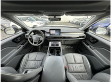 Vehicle Thumb #16