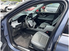 Vehicle Thumb #15