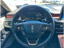 Vehicle Thumb #18