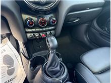Vehicle Thumb #9