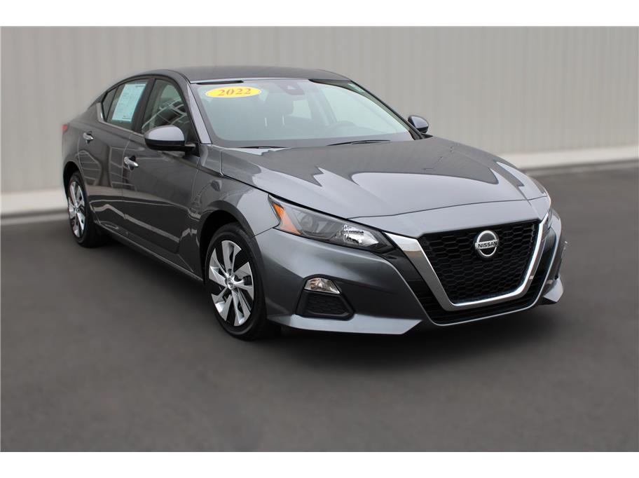 2022 Nissan Altima from CITY AUTO SALES 