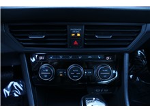 Vehicle Thumb #19