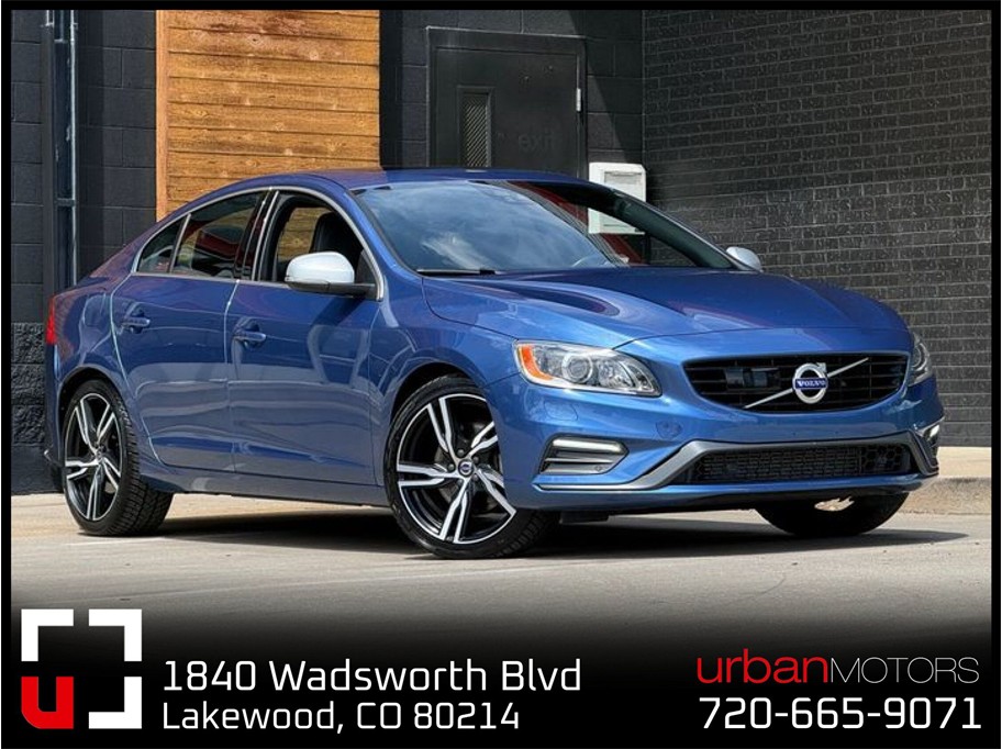 2017 Volvo S60 T6 AWD R-Design Platinum's photo