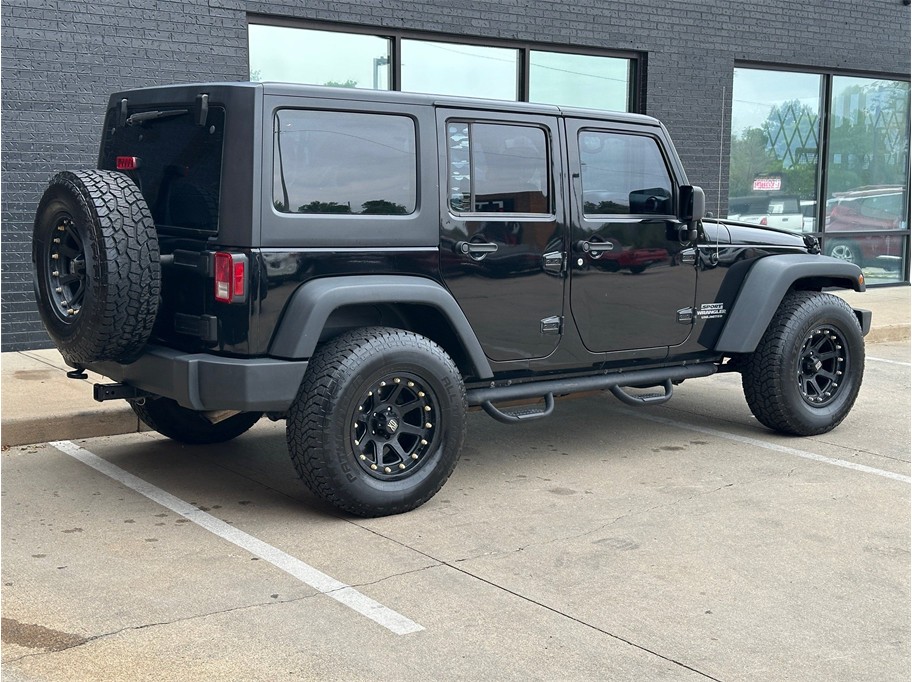 2012 Jeep Wrangler Unlimited Sport - Photo 11