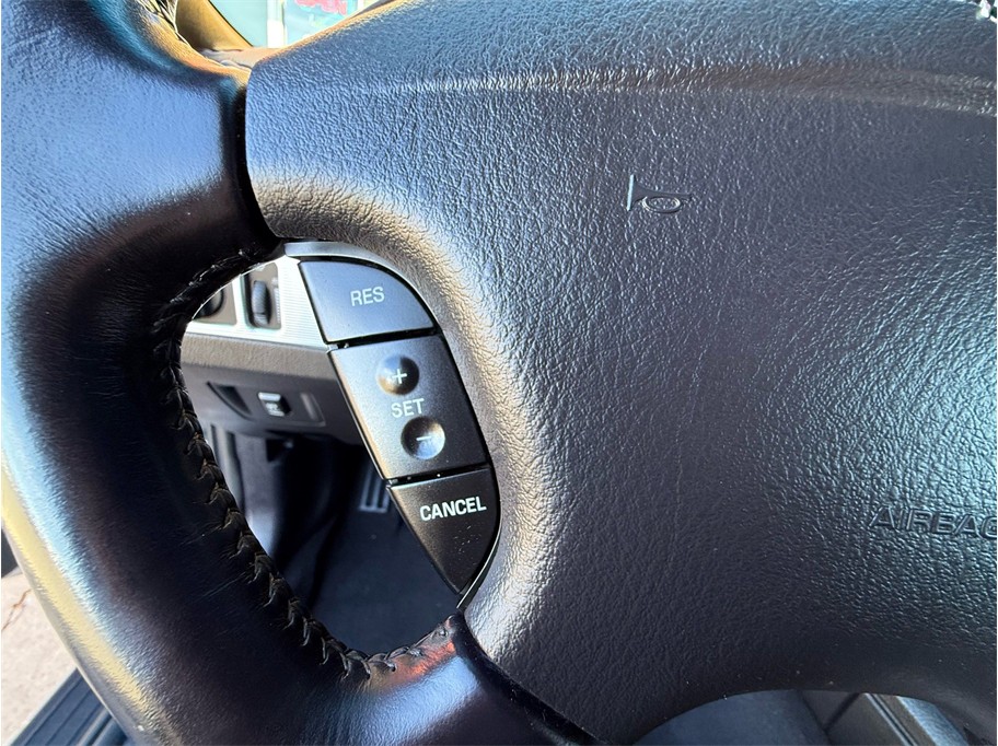 2004 Ford Thunderbird Deluxe - Photo 28