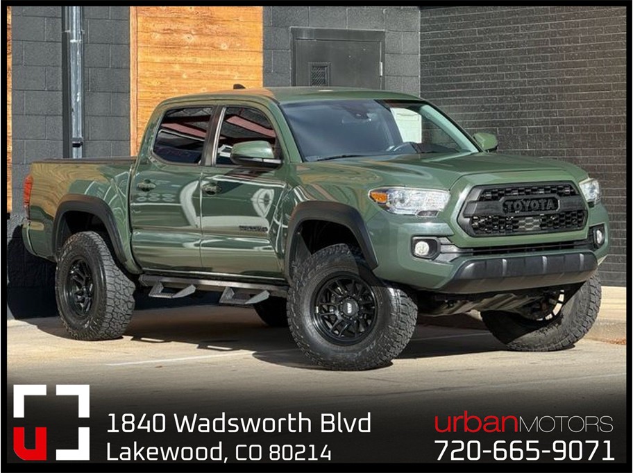 2021 Toyota Tacoma SR5's photo