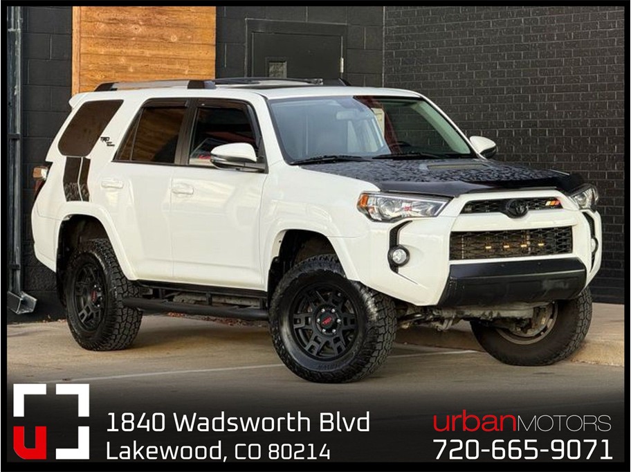 2018 Toyota 4Runner Off-Road Premium's photo