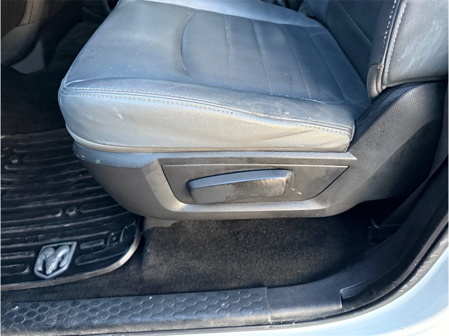 2015 RAM Ram 1500 Pickup Tradesman - Photo 22