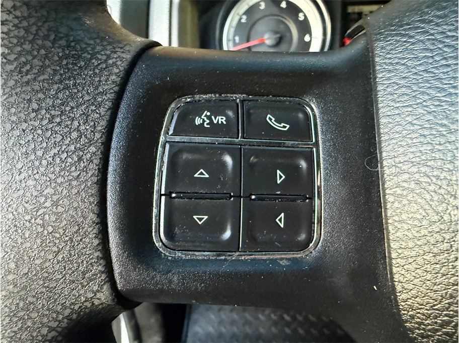 2015 RAM Ram 1500 Pickup Tradesman - Photo 28