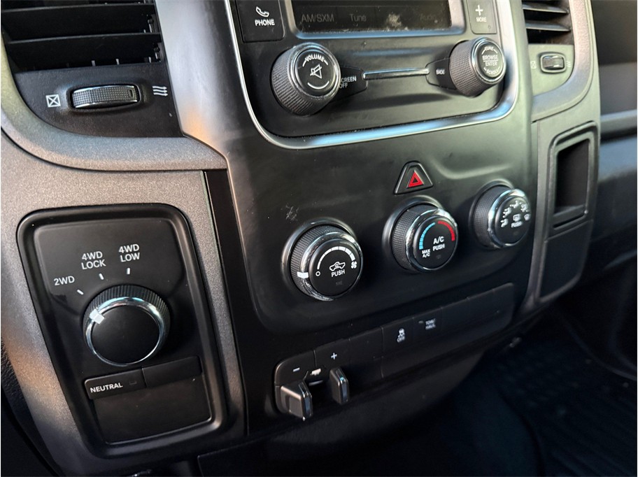 2015 RAM Ram 1500 Pickup Tradesman - Photo 32