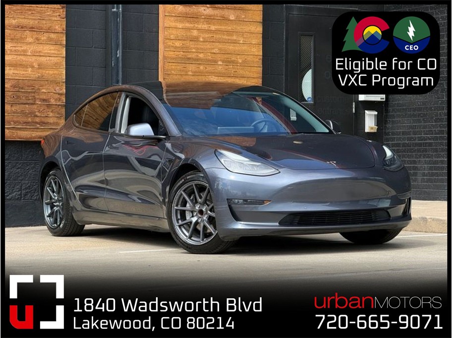 2021 Tesla Model 3 Standard Range Plus's photo