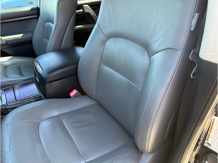2009 Toyota Land Cruiser Base - Photo 24