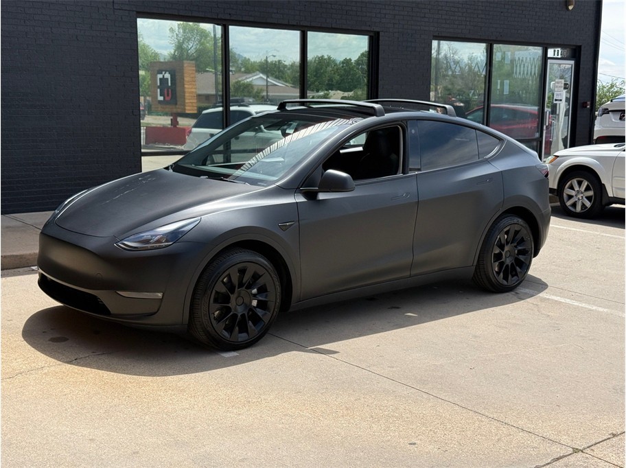 2023 Tesla Model Y Long Range - Photo 18