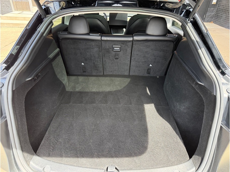 2023 Tesla Model Y Long Range - Photo 41