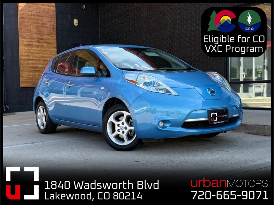 2011 Nissan Leaf SL's photo