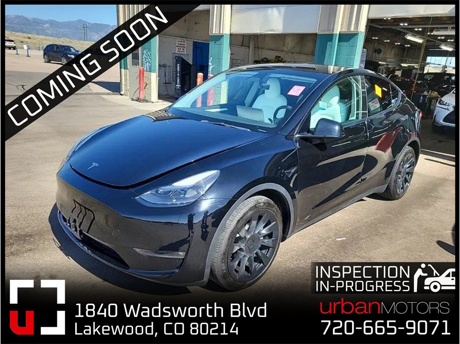 2023 Tesla Model Y's photo