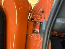 Vehicle Thumb #147