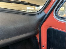 Vehicle Thumb #153