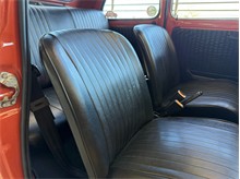 Vehicle Thumb #163