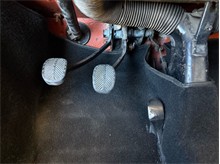 Vehicle Thumb #37