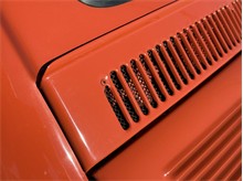 Vehicle Thumb #73