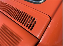Vehicle Thumb #75