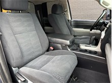 Vehicle Thumb #18