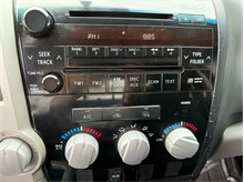 Vehicle Thumb #29