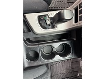 Vehicle Thumb #31