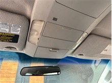 Vehicle Thumb #32