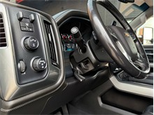 Vehicle Thumb #26