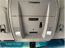 Vehicle Thumb #36