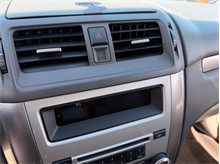 Vehicle Thumb #33