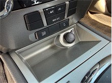 Vehicle Thumb #36