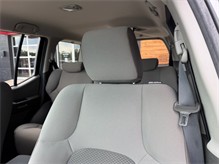 Vehicle Thumb #25