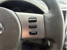 Vehicle Thumb #28