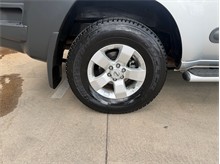 Vehicle Thumb #36