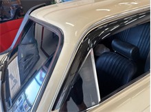 Vehicle Thumb #103
