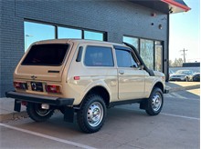 Vehicle Thumb #12