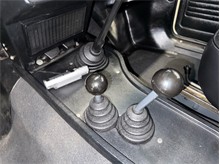 Vehicle Thumb #130