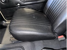 Vehicle Thumb #134