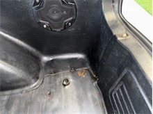Vehicle Thumb #154