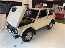 Vehicle Thumb #158