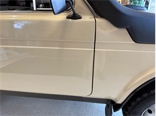 Vehicle Thumb #67