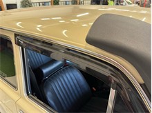Vehicle Thumb #74