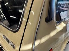 Vehicle Thumb #80