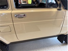 Vehicle Thumb #83