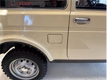 Vehicle Thumb #84